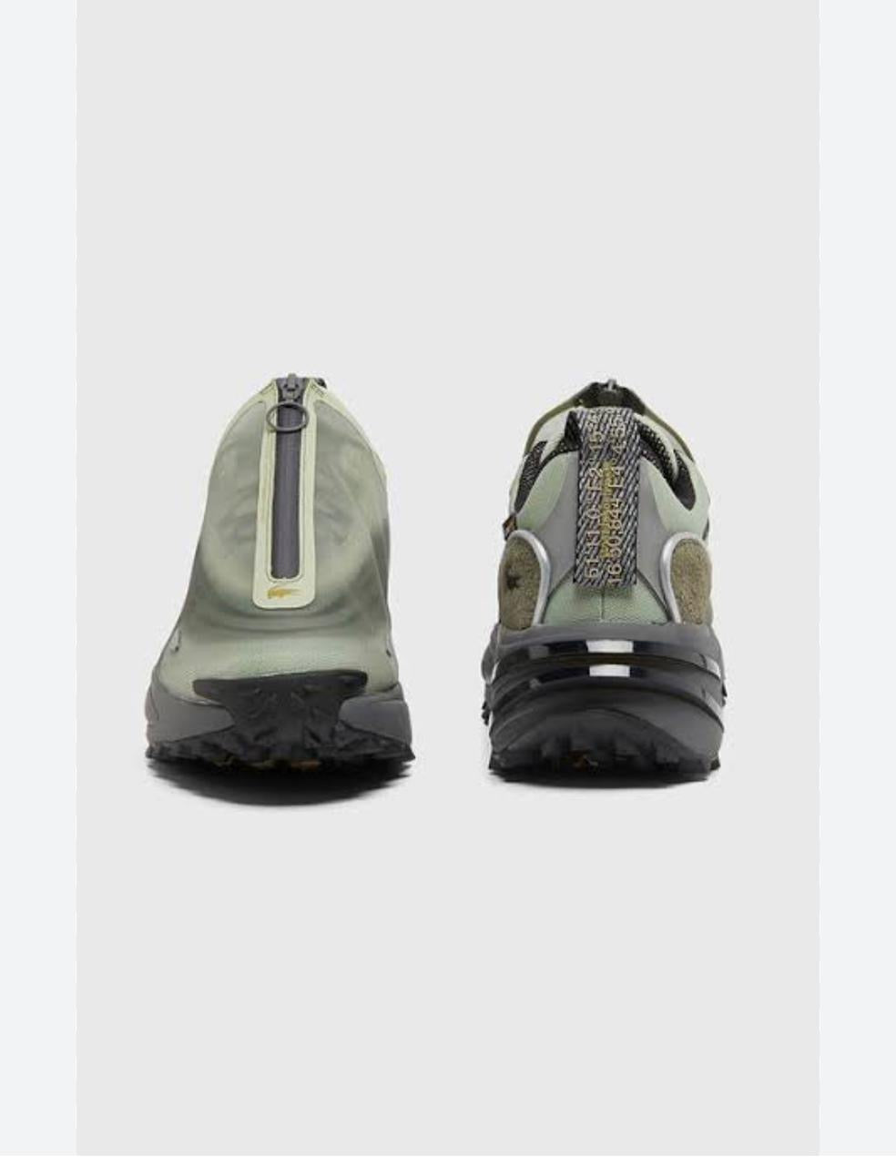 Sneaker